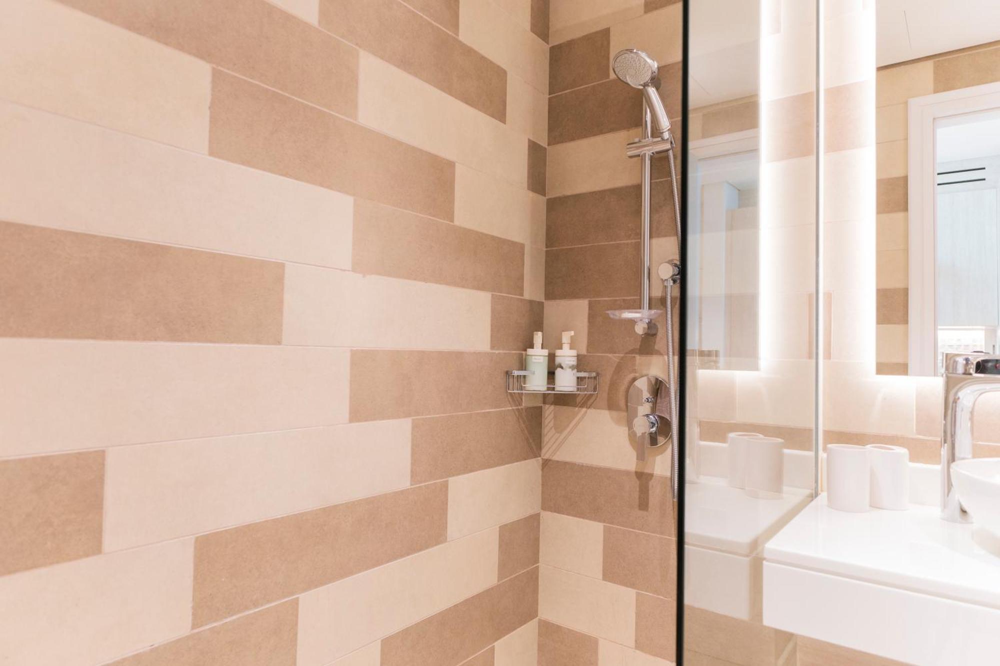 Studio With Private Beach Access At Palm Jumeirah Dubai Esterno foto