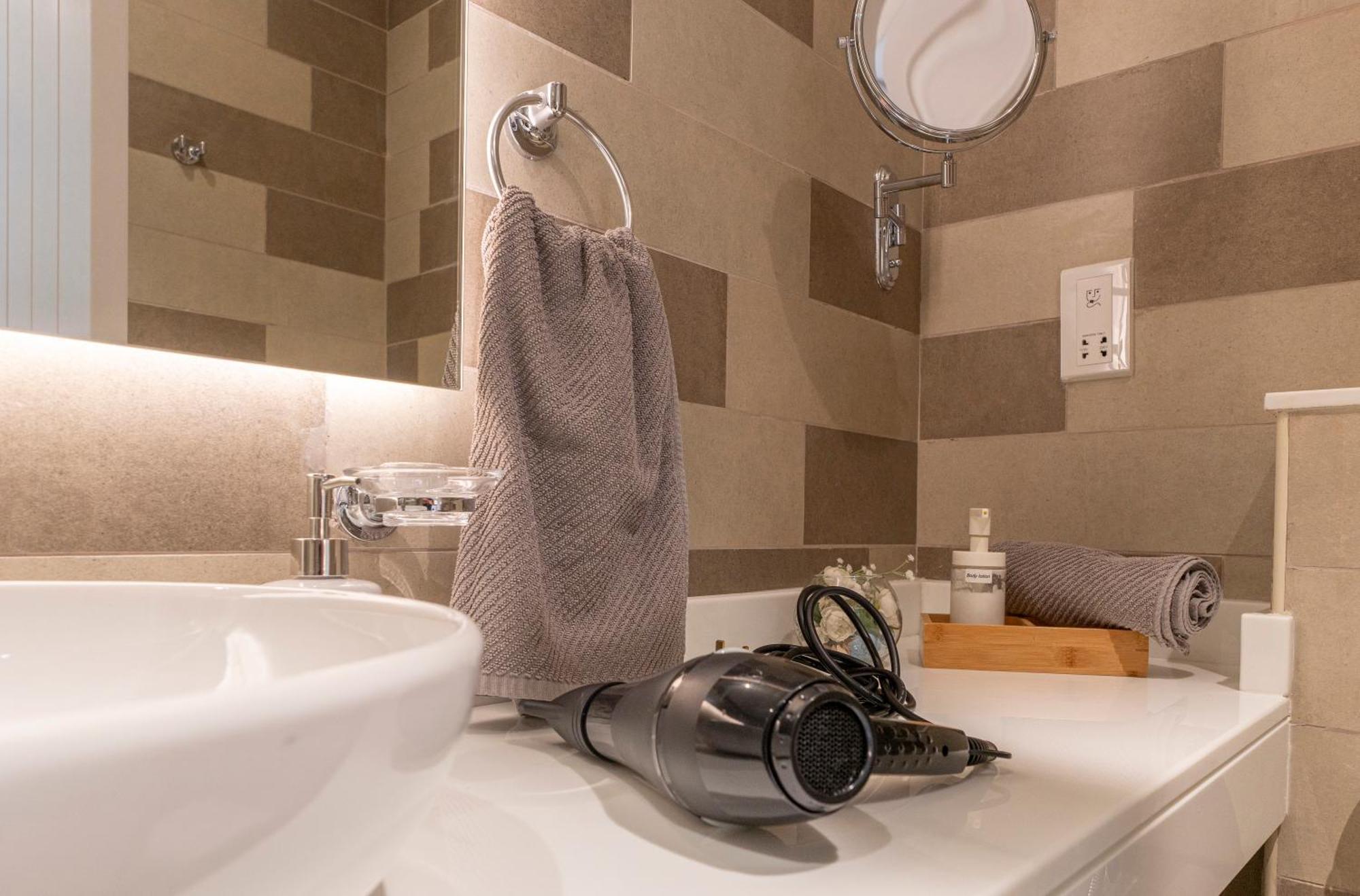 Studio With Private Beach Access At Palm Jumeirah Dubai Esterno foto